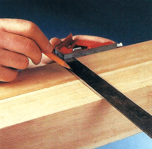 DIY Bauplan Bett. Kostenlose Anleitung mit Schreibtisch