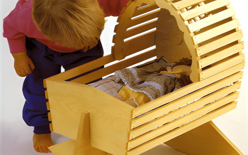 DIY Projekt. Einfacher Detaillierter Bauplan Puppenwiege