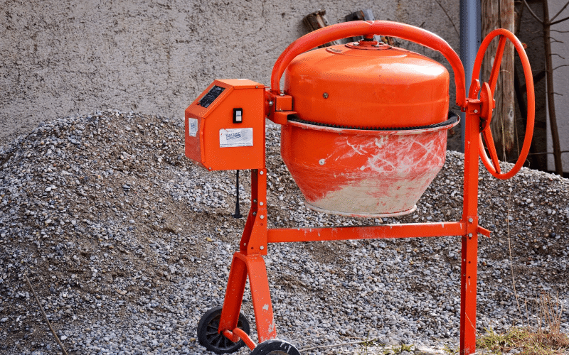 Beton Zement und Zuschlagstoffe mischen