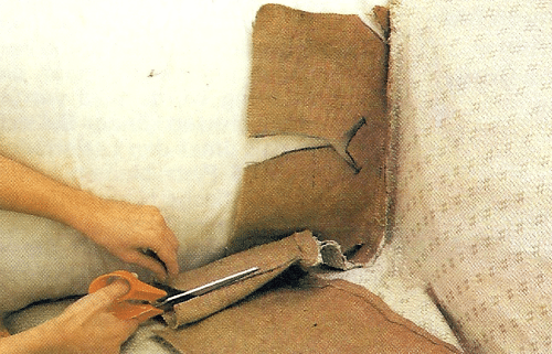 Chesterfield Sofa aufarbeiten: Materialien und Werkzeuge