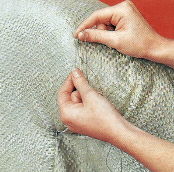Chesterfield Sofa aufarbeiten: Materialien und Werkzeuge