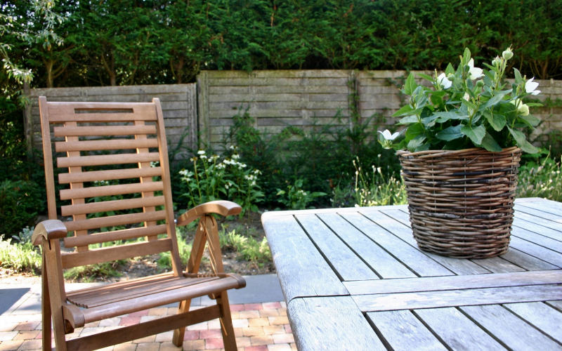 DIY Zerlegbarer Terrassentisch. Anleitung Outdoor-Tisch