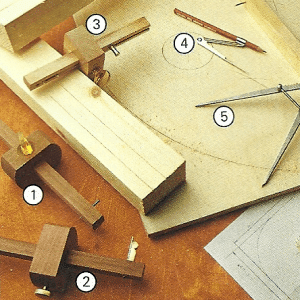 Holz messen und anreißen mit unterschiedlichen Meßwerkzeugen 