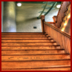 Knarrende Treppen reparieren und wieder trittfest machen