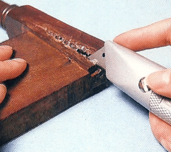 Möbel neu leimen: Anleitung für eine sichere Reparatur