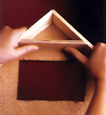 Selbstgebautes Puppenhaus DIY Anleitung & einzigartige Ideen 