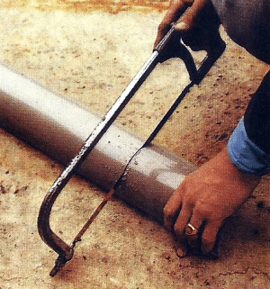 Dachentwässerung leicht gemacht. Kunststoffrinnen vs. Metall
