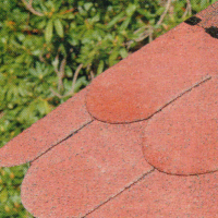 Dach decken, mit Bitumenpappe das Dach decken